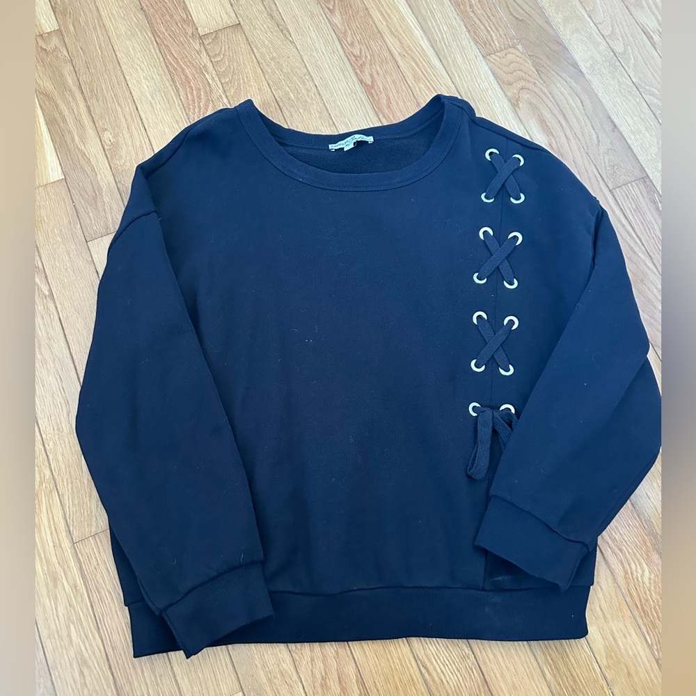 Women’s Black Express One Eleven Sweatshirt Size Small